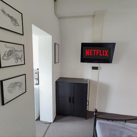 Kleines Aber Feines Apartment เกลเซนเคียร์เคน ภายนอก รูปภาพ