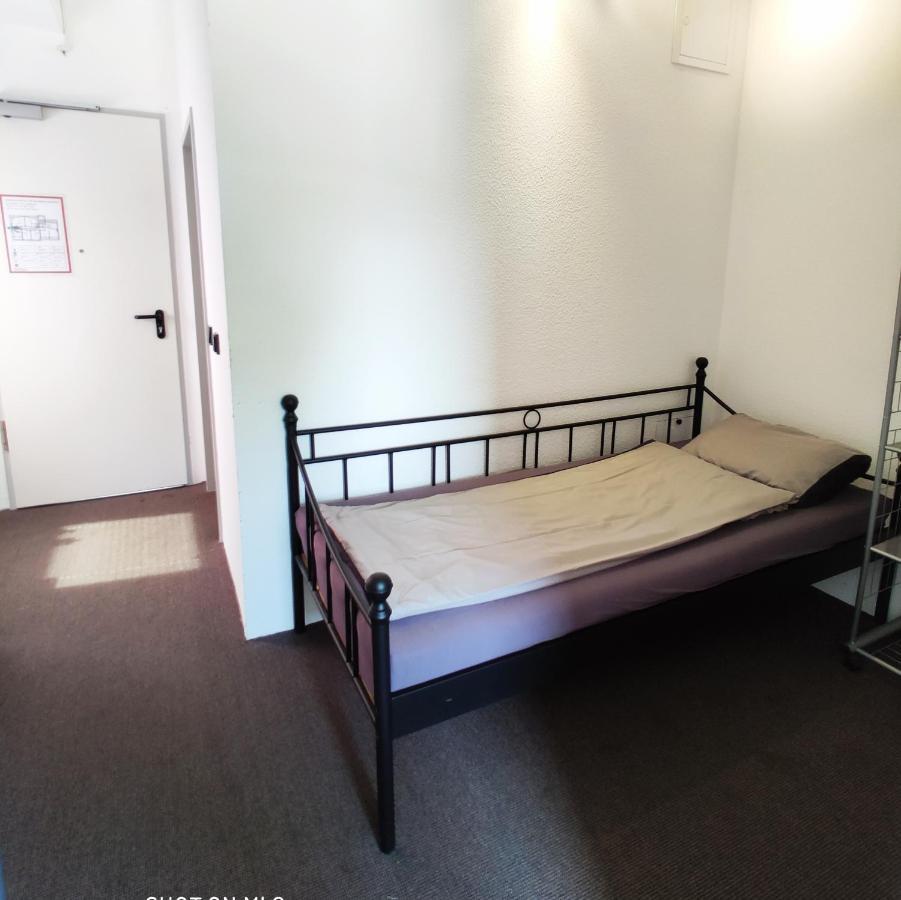 Kleines Aber Feines Apartment เกลเซนเคียร์เคน ภายนอก รูปภาพ
